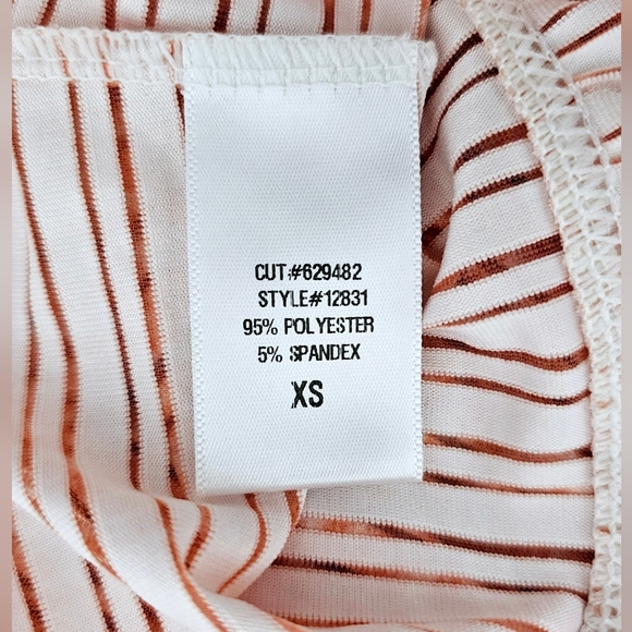 XCVI MOVEMENT TANK TOP - Picture 7 of 11